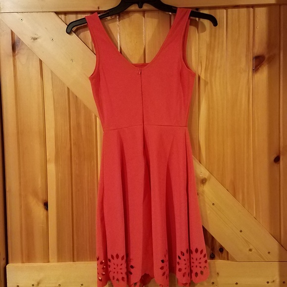 Modcloth Red Carnation Eyelet Dress - Picture 2 of 4